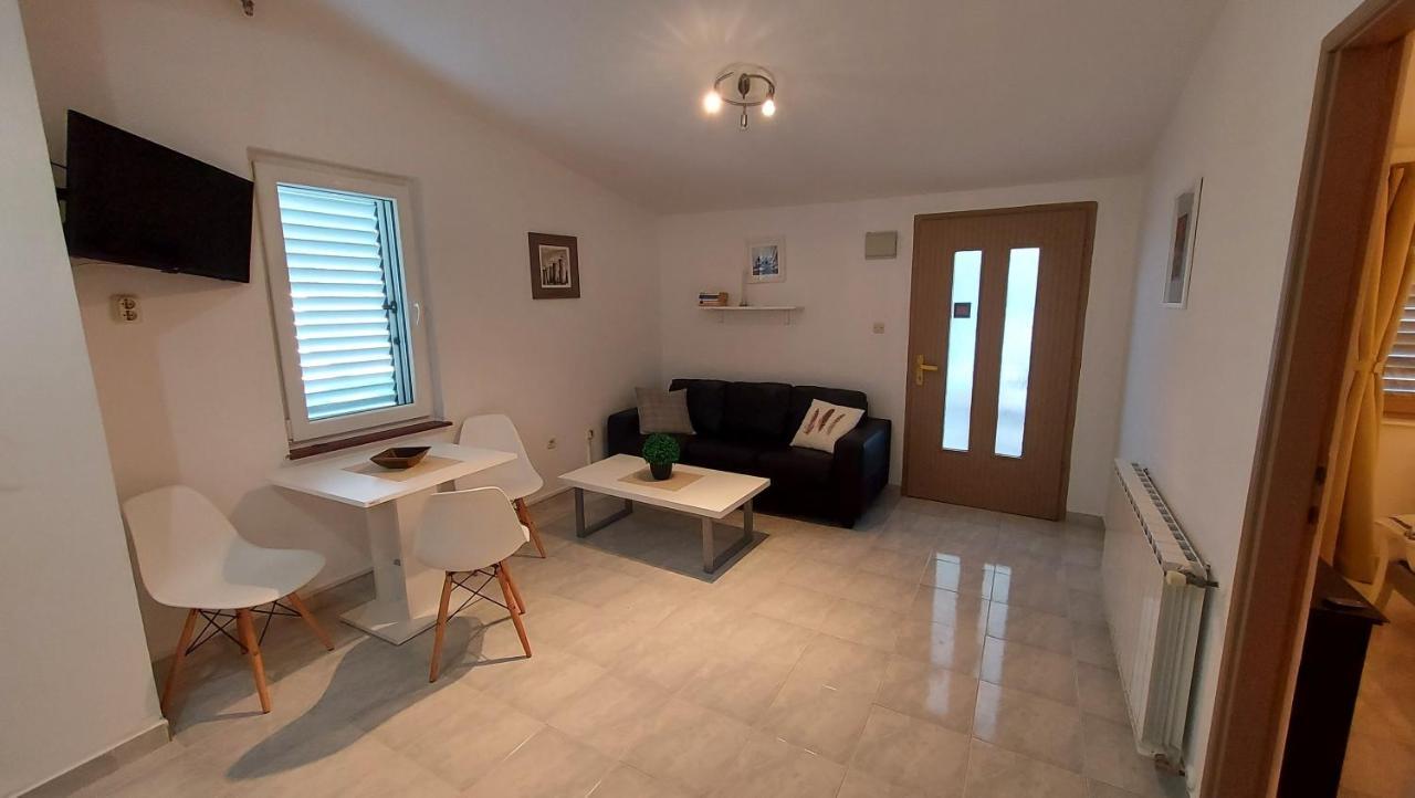 Soline Ada Daire Pjescana Uvala Dış mekan fotoğraf