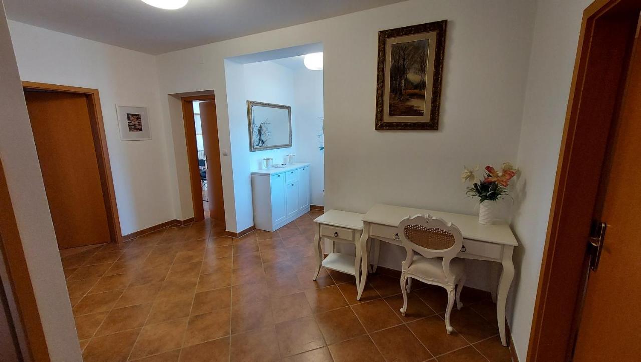 Soline Ada Daire Pjescana Uvala Dış mekan fotoğraf